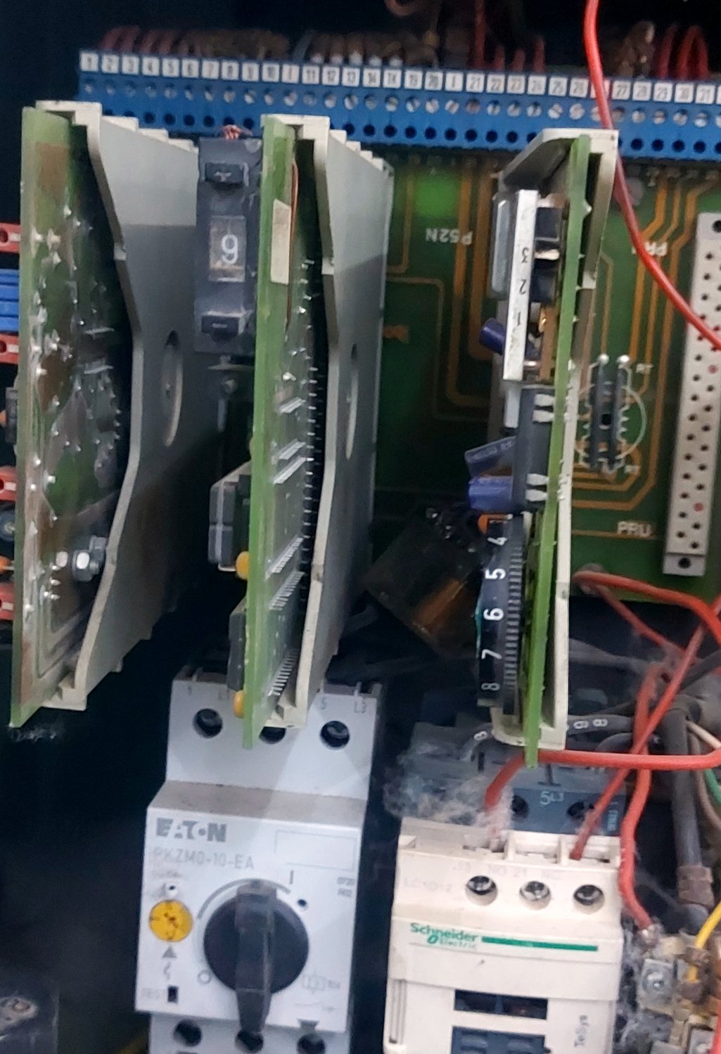 Pano kartları ve şalter grubu